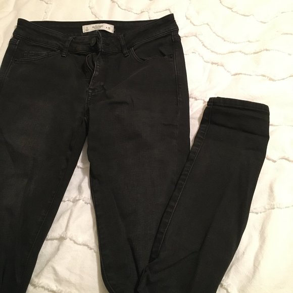 black ripped skinny jeans - Picture 1 of 6